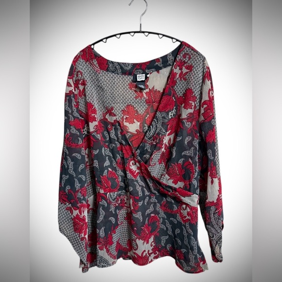 Studio 1940 Red and Black Paisley Floral Design - Picture 1 of 4